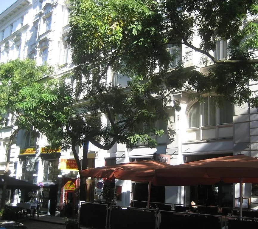 Urban Flats Vienna City Center Apartment