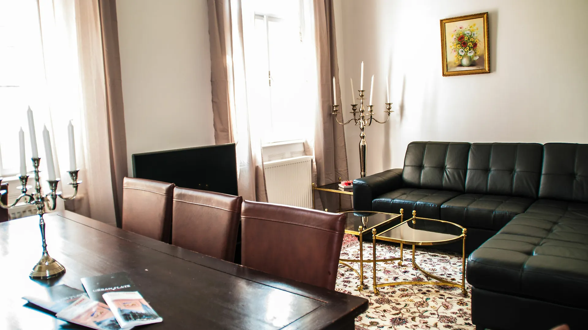 Urban Flats Vienna City Center Apartment