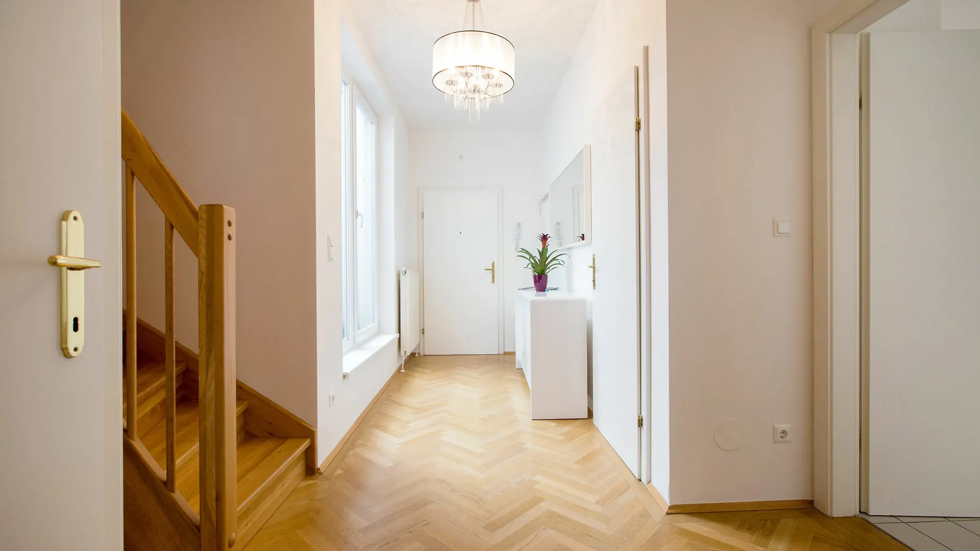 Urban Flats Vienna City Center Apartment