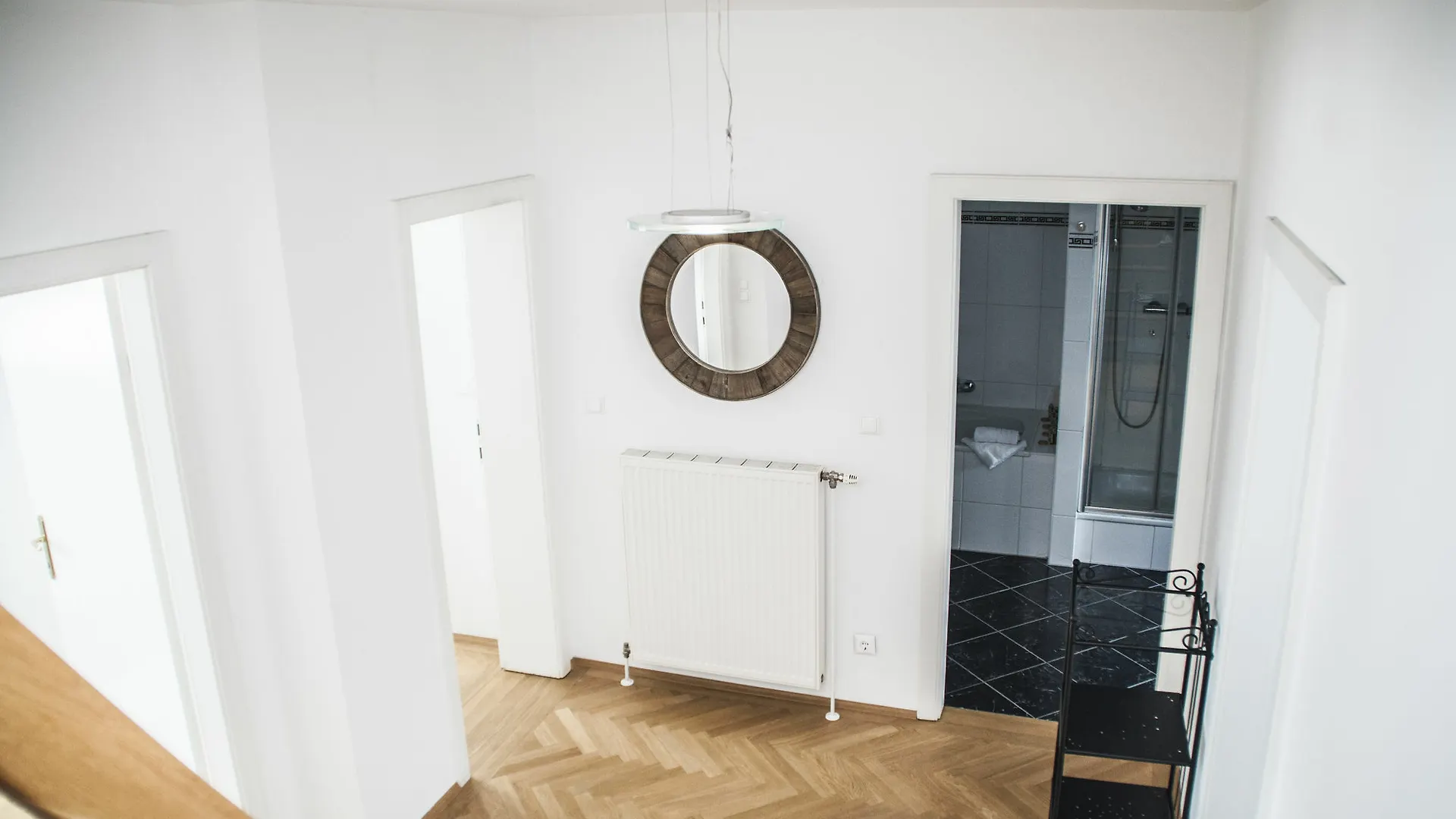 Urban Flats Vienna City Center Apartment